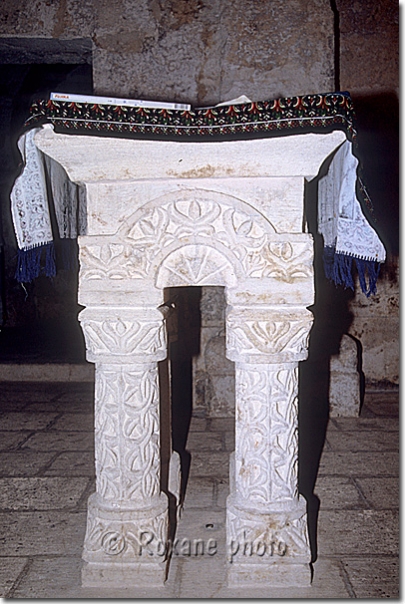 Autel de l'église de la Vierge Marie - Communion table in Virgin Mary church - Meryem Ana kilisesi - Hah - Anitli