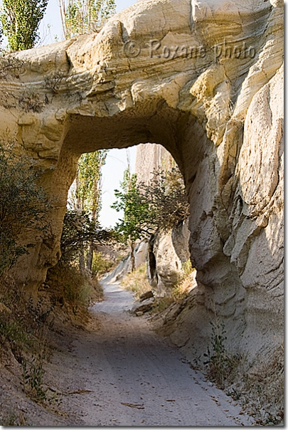 Pont naturel en pierre - Natural stone bridge - Köprü - Cappadoce