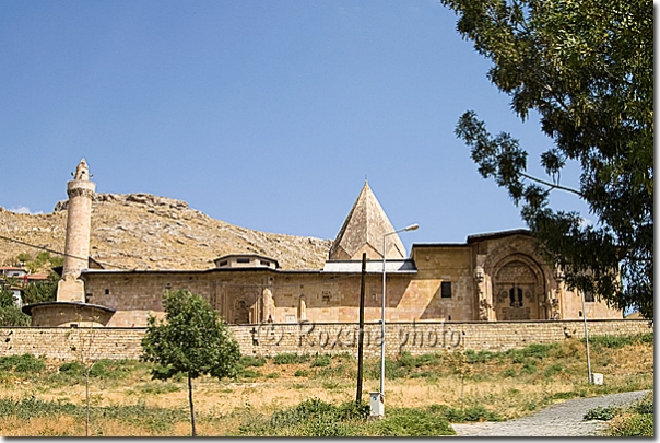 Mosquée hôpital de Divrigi - Façade Ouest - Divrigi mosque and hospital  Divrigi ulu camii ve darüssifa - Divrigi - Divriği