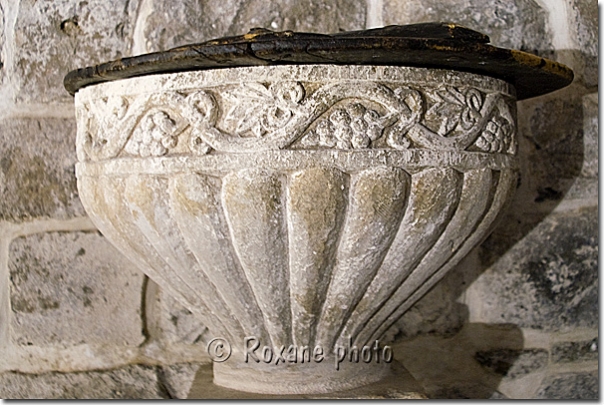 Fonts baptismaux - Eglise Meryem Ana - Fonts - Meriem Ana church Meryem ana kilisesi - Diyarbakir - Diyarbakır