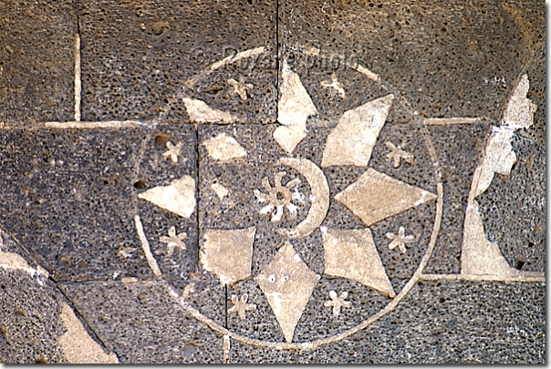 Système solaire - Meryem Ana - Solar system - Günes sistemi - Meryem Ana kilisesi - Diyarbakir - Diyarbakır