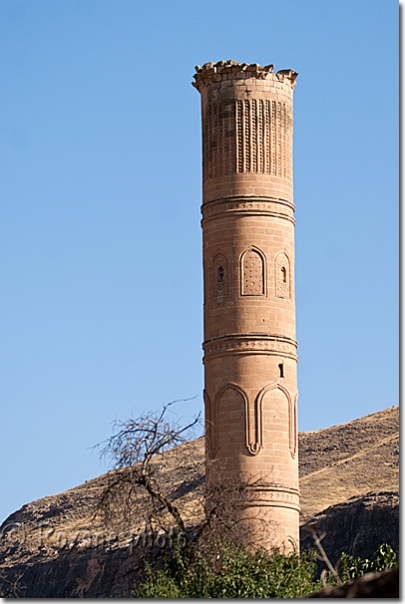 Minaret de la mosquée Suleyman - Suleyman mosque minaret Suleyman caminin minaresi - Hasankeyf