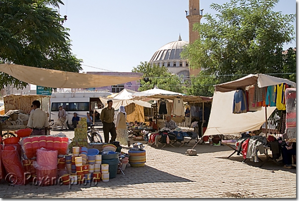 Marché - Market - Pazar - Idil