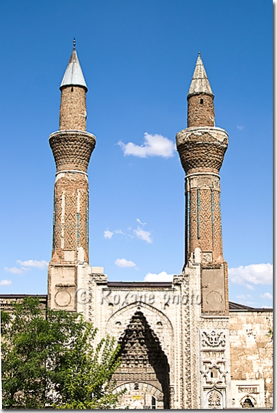 Gök Medrese - Gok madrassah - Gök medrese - Sivas